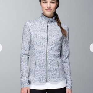 Lululemon Forme II Jacket -Petite Silver Spoon 12